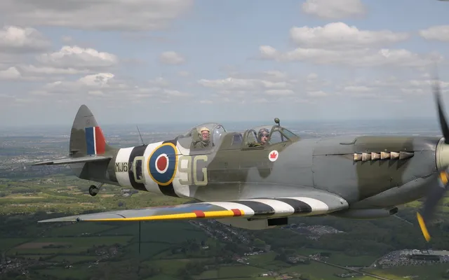 Richard in Spitfire mid-air