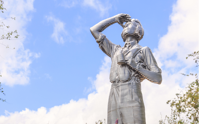 RAF Chelsea garden statue