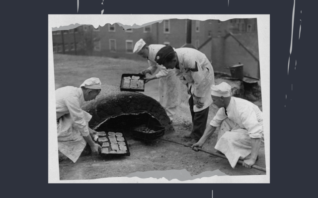 A black and white image of RAF chefs