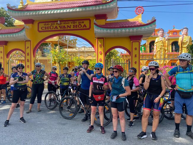 Cycling team in Vietnam